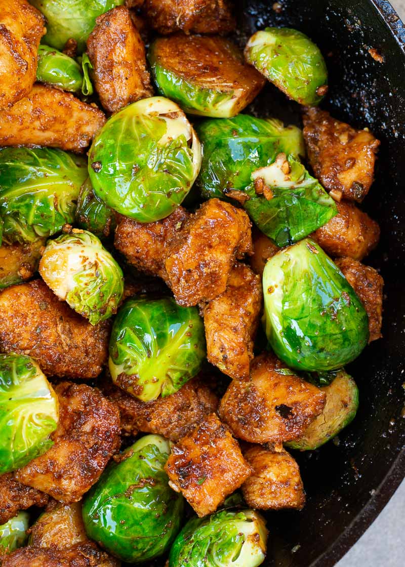 This Blackened Chicken and Brussels Sprouts Skillet is the perfect one pan dinner! This keto recipe is ready in under 30 minutes and is under 7 net carbs!