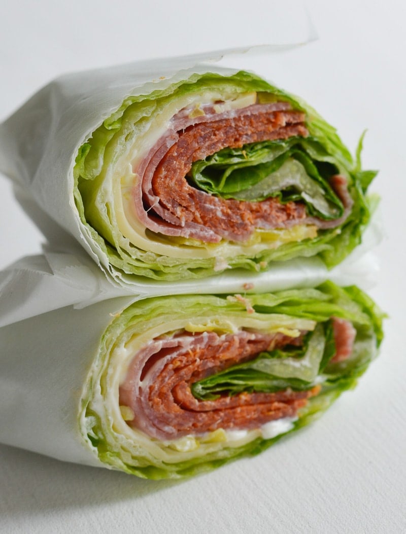 This Easy Keto Italian Lettuce Wrap is the perfect low-carb lunch idea! This flavor-packed no-cook keto recipe has under 4 net carbs and is easy to meal prep!