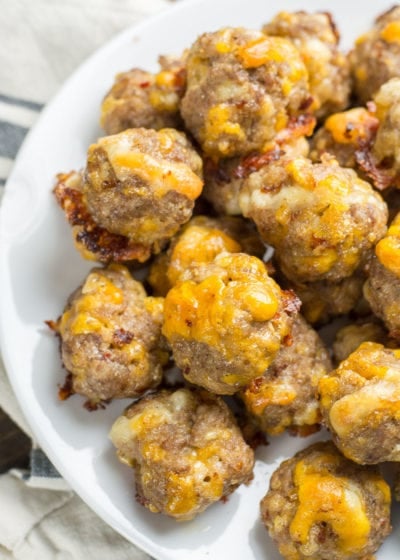 These easy 5 Ingredient Keto Sausage Balls are perfect for keto meal prep, an easy grab and go breakfast or even an appetizer! These sausage balls are just 0.8 net carbs per ball and couldn't be easier to make!