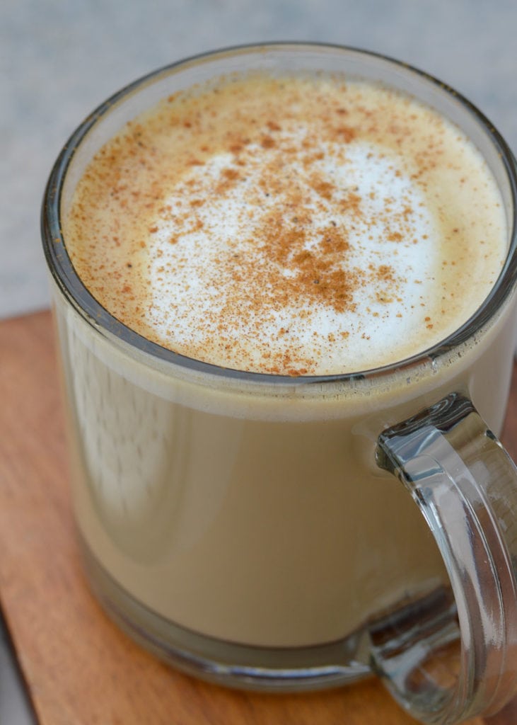 A Keto Gingerbread Latte is the best start to a chilly morning! This keto coffee is low calorie, low carb, and so easy to make.