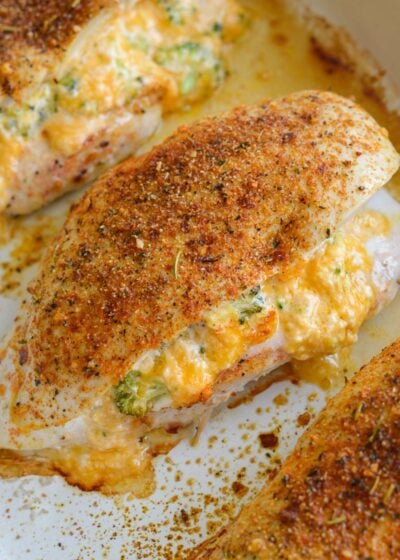 This Broccoli Cheddar Stuffed Chicken is a quick and easy keto dinner recipe around 2 net carbs per serving!