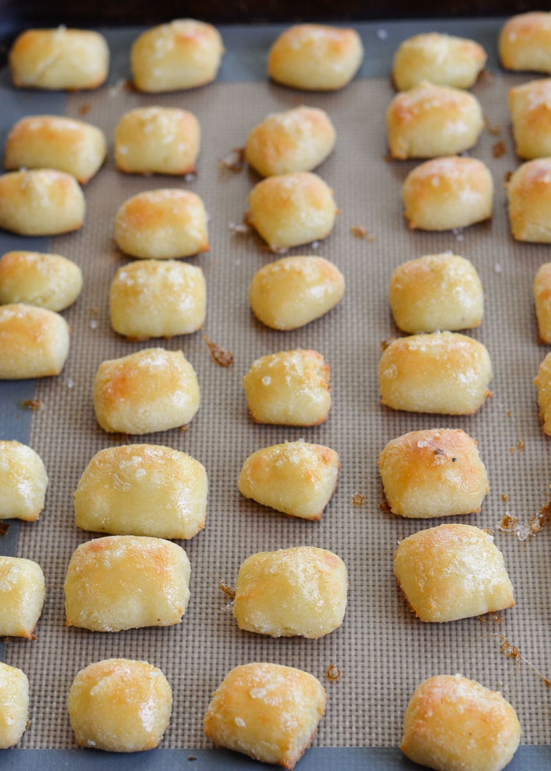 These soft Keto Pretzel Bites with Cheese Sauce are the perfect low carb appetizer! Enjoy 8 bites with cheese dip for less than 5 net carbs! 