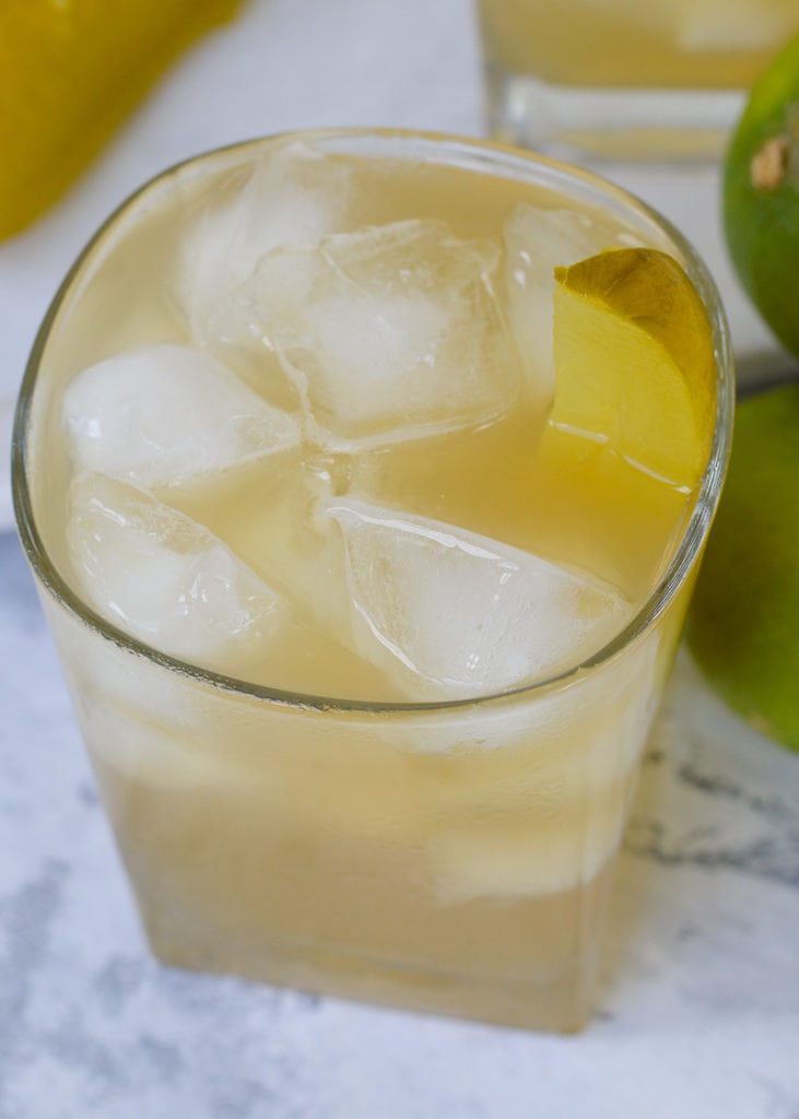 Meet the Pickleback -- A delicious keto cocktail featuring bourbon and pickle juice, perfect for tailgating season! Just 4 ingredients needed for this sugar free drink under 3 net carbs!