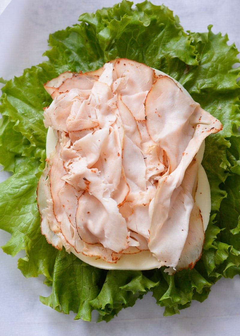 Turkey Lettuce Wraps are a great healthy lunch option! Ready in only a couple of minutes, this keto recipe is about 4 net carbs!